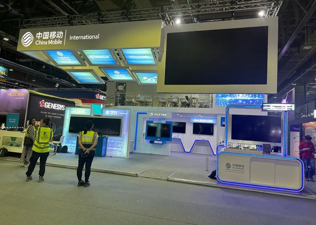 Positive Technology — DWTC Gitex Exhibition — photo 4