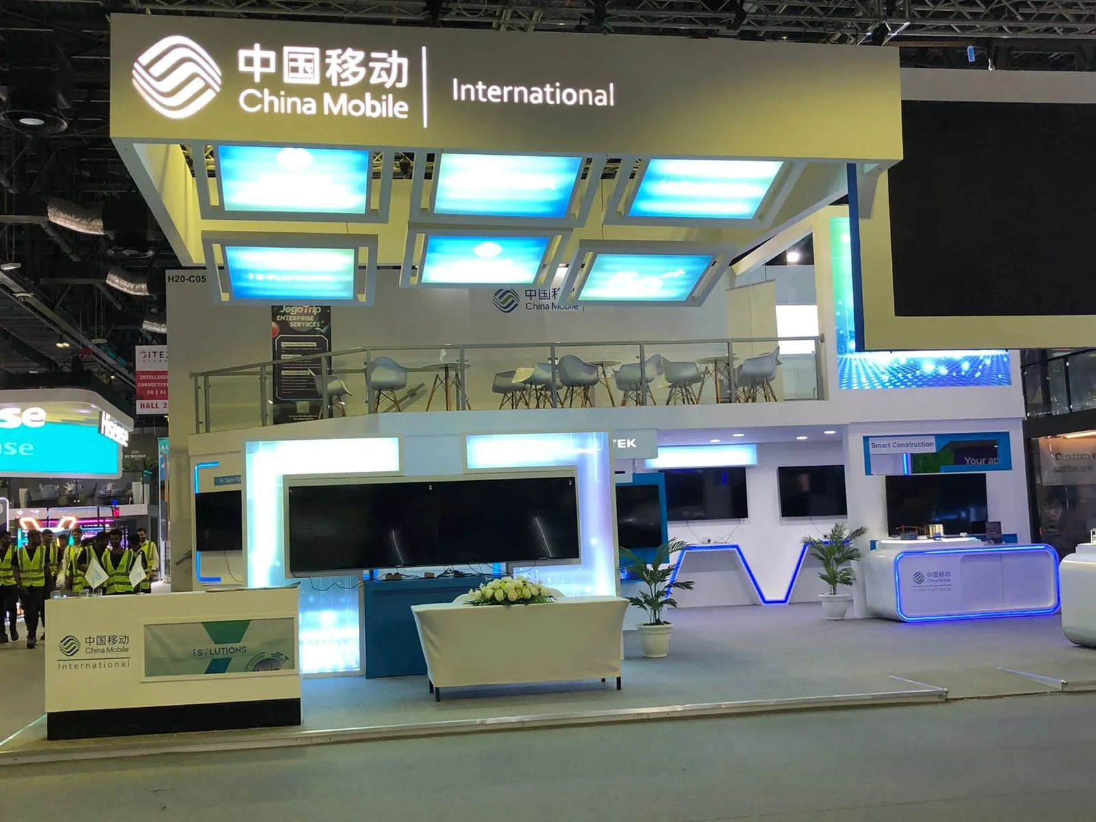 Positive Technology — DWTC Gitex Exhibition — photo 3